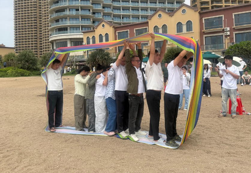 无敌风火轮 无敌风火轮