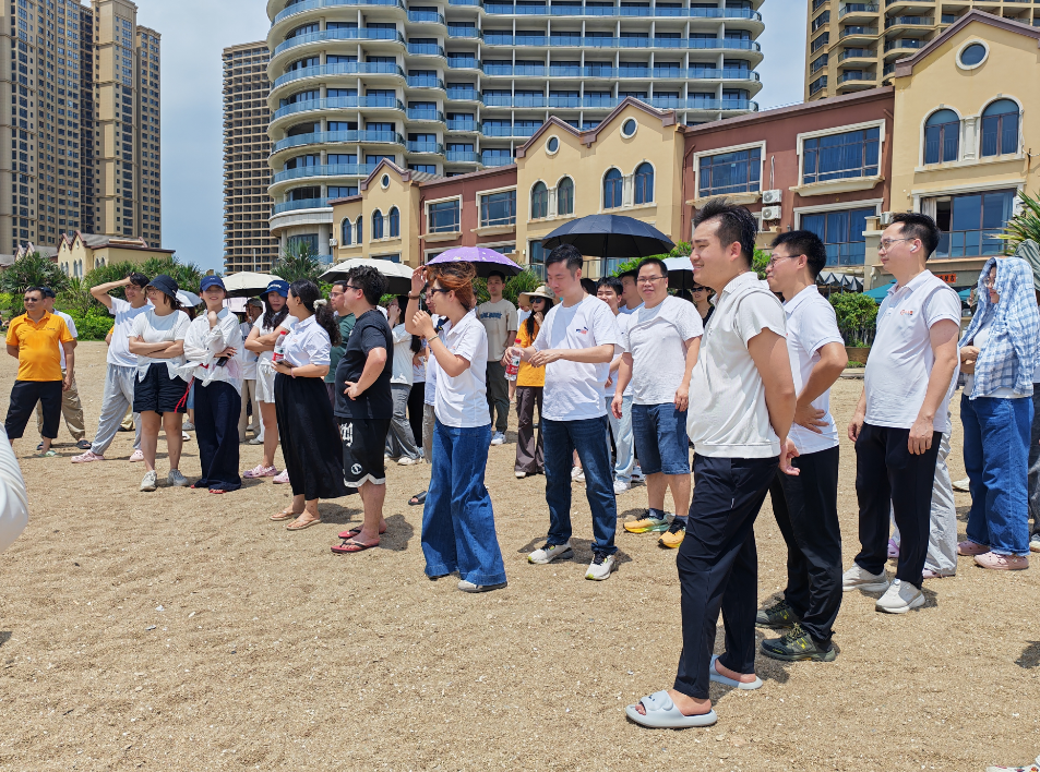 沙滩趣味运动会 沙滩趣味运动会